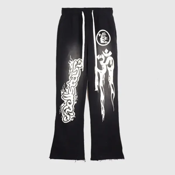 💀Hellstar skull flare sweatpants black💀Available in store right now🔥Come  grab them before they're gone‼️